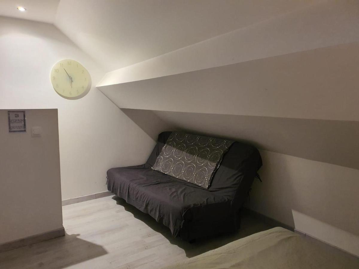 Appartement Villiers Sur Morin Proche De Disneyland Exterior photo